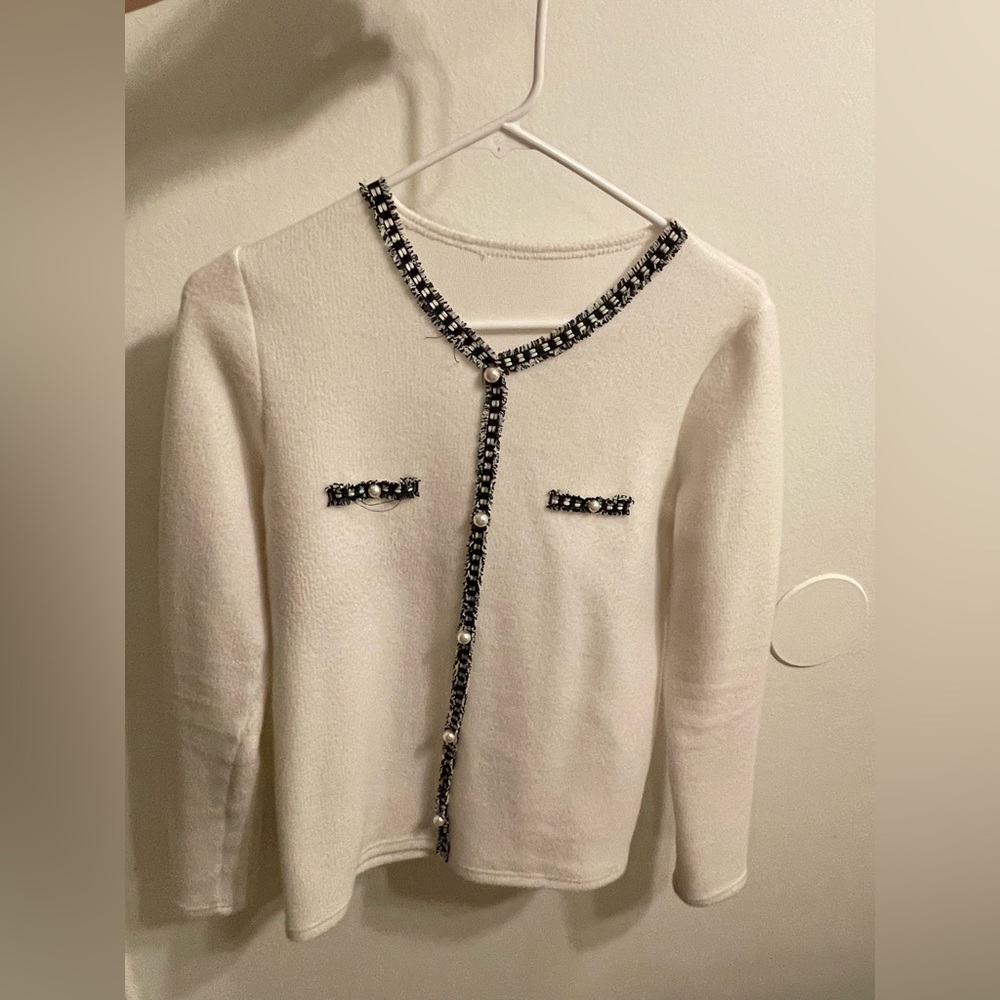White knit top